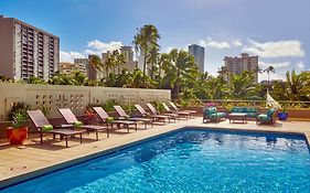 Doubletree by Hilton Alana Waikiki